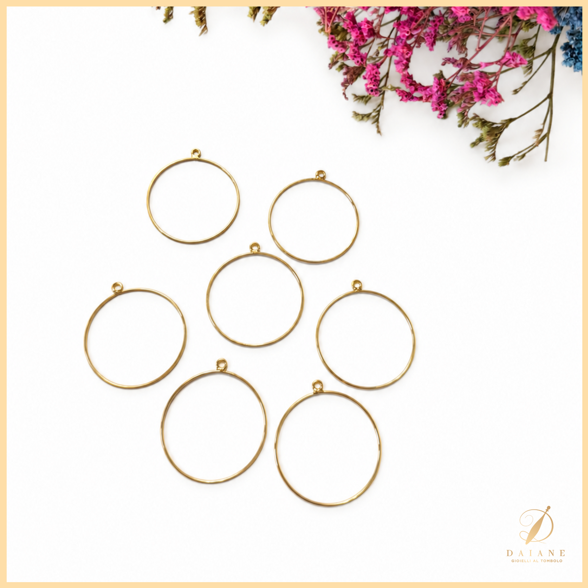 Hoop Shaped Frame for Jewelry